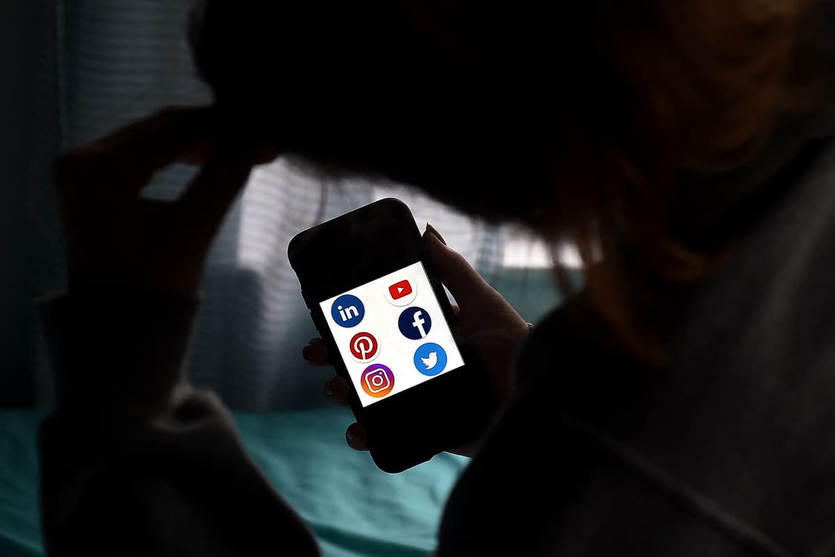 Is Pinterest down right now? Pinterest not working as users left unable to ...