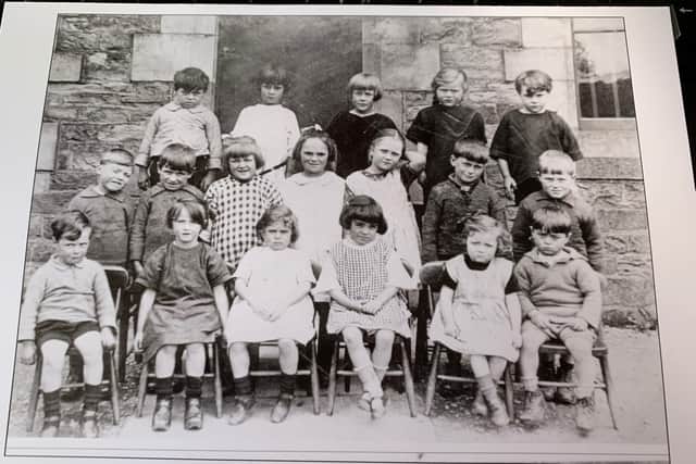 Wray school pupils, infant class, circa 1926. Back row (from left) Jim Parker, Edna Roberts, Janie Kenyon, Ruth Robertshaw, Fred Ingle. Middle row (from left) Bobbie Ralston, Noel Bell, Jenny Kay, Rhoda Hewitt (unknown), Hyde Wilson, P.Stephenson. Front row (from left) Jackie Roberts, J.Walmsley or Margaret Walker, F.Stephenson, Elsie Stephenson, Eva Ralston, Harry Robinson.