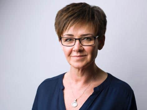MD Lorna Stellakis.