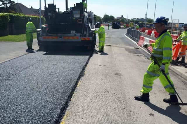In the final phase of work in the A585 Norcross Roundabout project, local roads at the junction, the A585 and the roundabout itself are now being resurfaced
