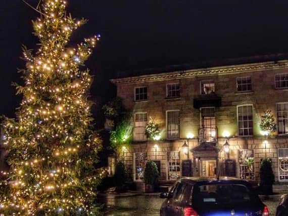 A Christmas tree outside the Royal Hotel. Photo by Robin Rees.