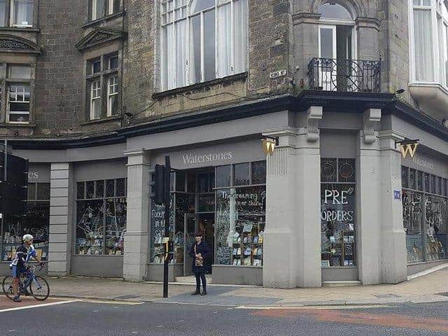 The former Waterstones in King Street could be turned into a coffee shop.