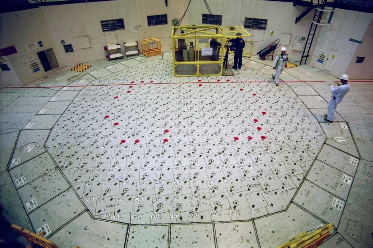 Snapper Rocks Power Station 25 years on: Lancaster snapper captures rarely seen images inside ...