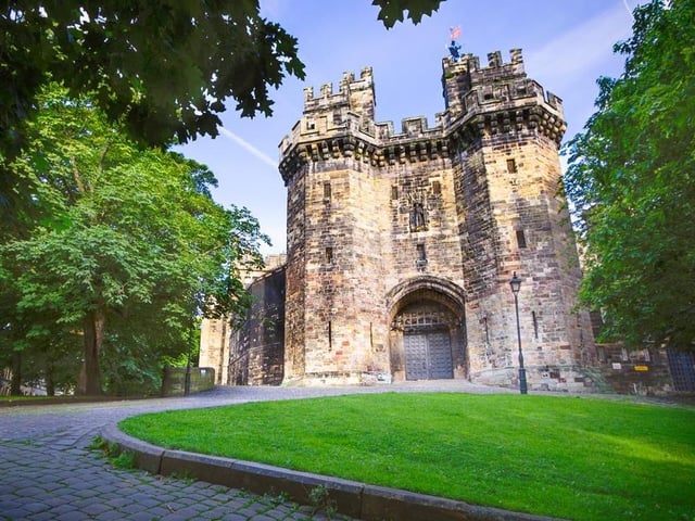 Bus route: 1, 1A, 2X, 4, 6A, 7, 10, 11, 18, 40, 41, 42, 49, 55, 100, 555. Bus stops: Lancaster Bus Station. Explore one of the UK’s most captivating landmarks, the origins of which date back almost 1,000 years. See history come alive in the heart of Lancaster, learning about England’s dark history with tales of persecution, incarceration, punishment and execution. The castle, which is owned by the Duchy, remains imposing and its magnificent John O' Gaunt gates are open to the public to help them discover a veritable vault of intrigue, interest and interaction for visitors of all ages.