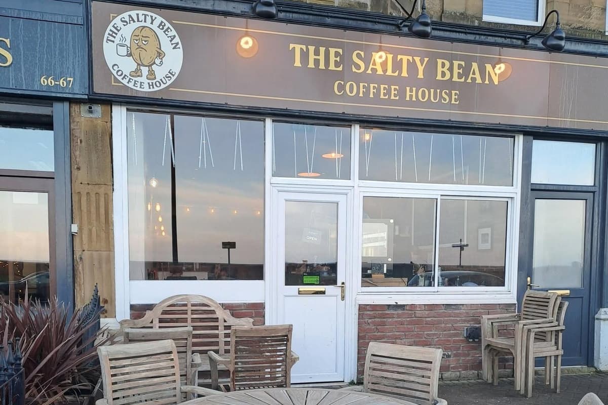 Spendenaufruf „Kauf einen Kaffee“ zur Unterstützung eines Cafés in ...