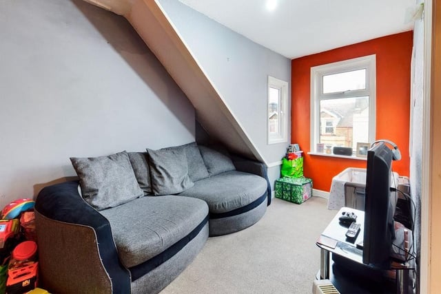 Offers over £40,000. A spacious one-bedroom top-floor flat which comprises hallway, spacious living room open plan into the fitted kitchen with integrated appliances, large double bedroom and three-piece bathroom suite. For sale with Strike estate agents.