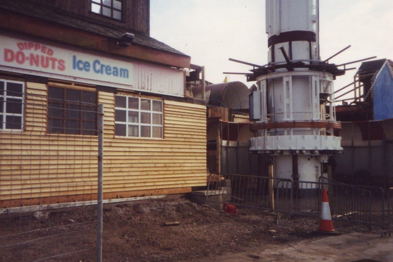 Work under way to install the tower in Morecambe in 1994.
