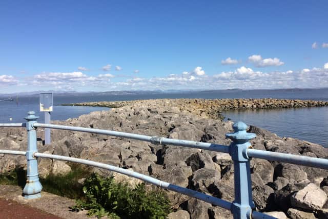 WVIS - View over a stone groin along Morecambe Promenade by Janette Wright of Bolton-le-Sands


janettewright44@gmail.com