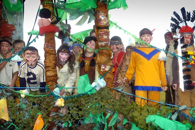 Members of the 1st, 5th and 16th Fleetwood Cubs Scouts and Beavers on their float at the 2004 Fleetwood Carnival