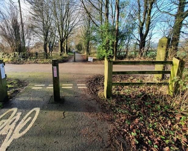 Holme Lane access - Bollards and fencing to be replaced and redesigned to meet national guidance on accessibility and allow access for all legitimate greenway users. Picture from Sustrans.