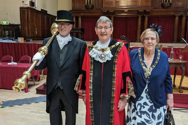 Chris Clifford (Beadle), Coun Roger Dennision (Mayor of Lancaster) and Glenys Dennison (Mayoress).