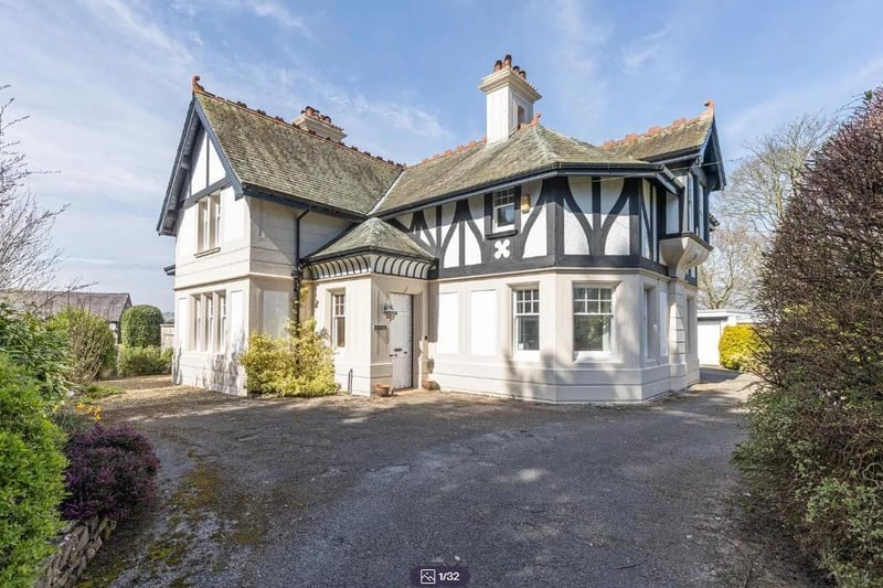 Priced at £725,000. Inglewood is a truly remarkable historic five-bed detached house bursting with character features and presented in excellent condition. Situated in the desirable village of Aldcliffe, the property sits on a half acre plot. For sale with Houseclub.