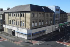 A contractor has been appointed to help bring the former Co-op department store on Regent Road, Morecambe, back to life.
