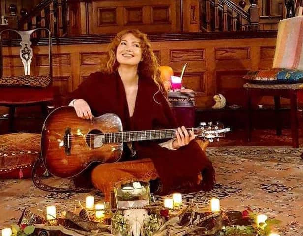 Bexi Owen promises an intimate evening of acoustic music at the Sea Studio in Morecambe.