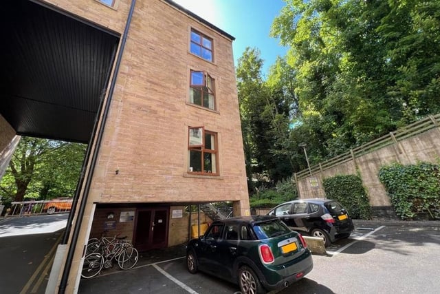 Well presented, two double bedroom duplex apartment situated in a prime city centre location - an ideal first time home or buy to let investment opportunity. Access to the apartment is via a separate entrance lobby, shared with only one other apartment. Marketed by R&B Estate Agents, Castle Chambers, 60 Market Street, Lancaster LA1 1HP. Call 01524 930054.
