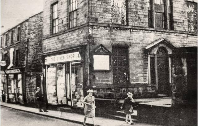 1965-the entrance to the chapel from St Nicholas St-directly opposite the Boar’s Head Pub. Photo: Shaun Corkerry.