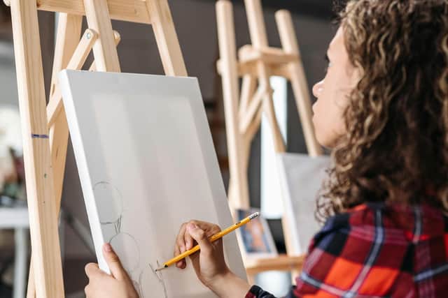 Could art classes provide a patient with stimulation - and end isolation?
