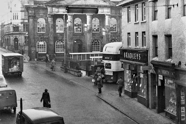 Market Street and Square, 20 years before pedestrianisation.