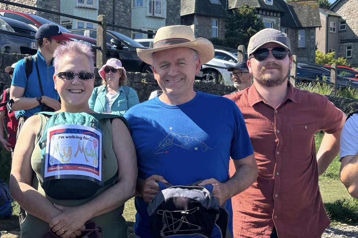 Former Lancaster mayor raises nearly £1k for cancer charity