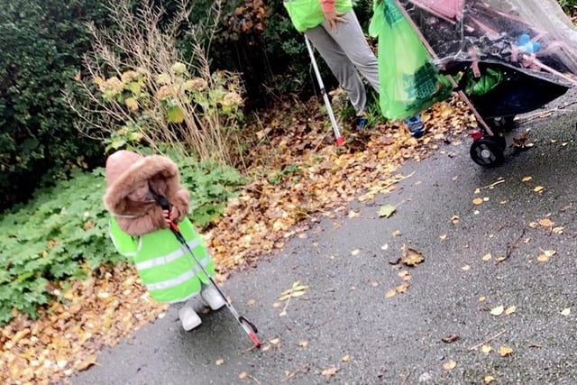 This small child took part in a Halloween litter pick on Ryelands.