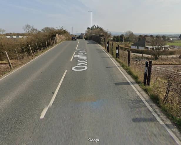 There are currently two-way signals just before Oxcliffe Road Bridge. Photo: Google Street View