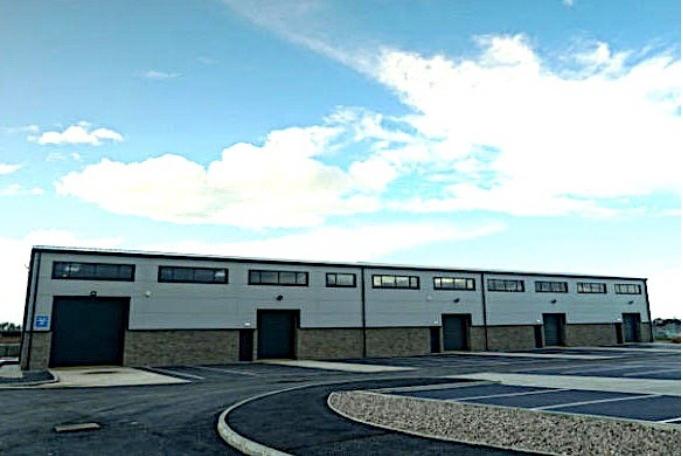 Pläne für ein neues 24-Stunden-Fitnessstudio und ein Drive-in-Café in ...