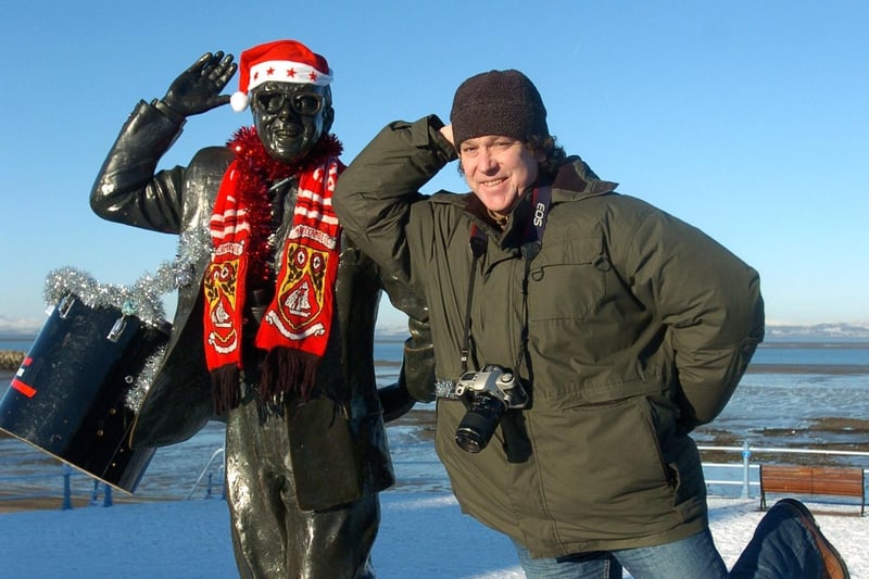 The Eric statue covered in Morecambe colours by fan Keith Bewley, who was shooting his Christmas card for that year.