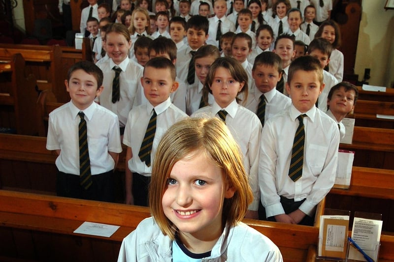 Abbey Shore and KS2 pupils at St Thomas' School perform Running with Jesus in 2008