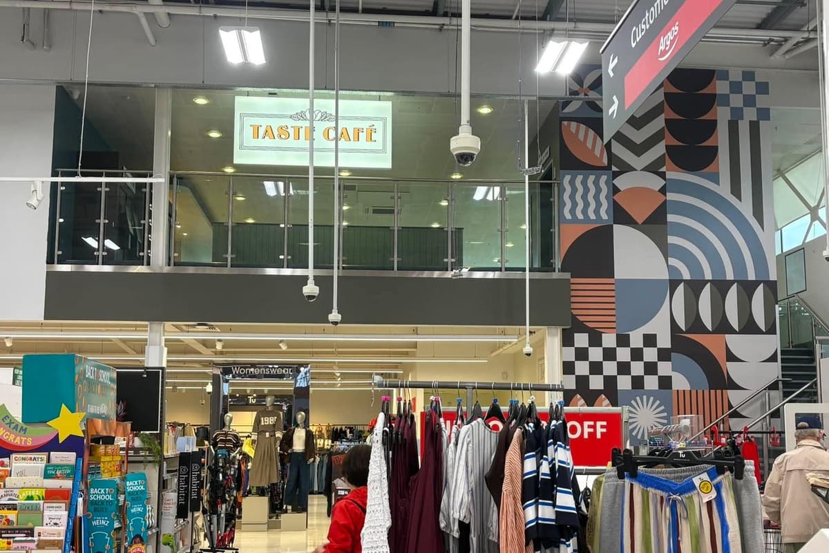 Neues Café eröffnet im Supermarkt von Morecambe