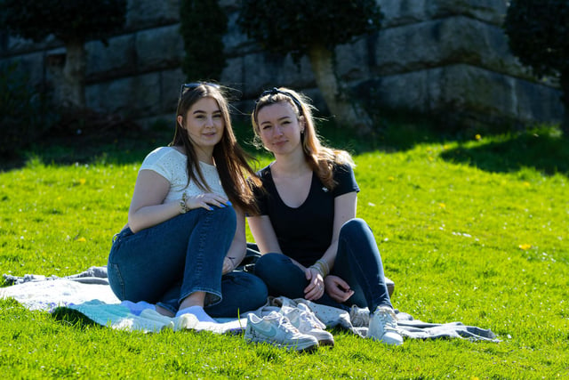 Emily Steele and Lilli Raynor in Williamson Park in Lancaster enjoying the weather.