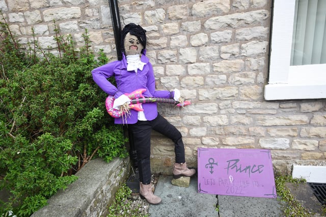 Prince parties at Wray festival.