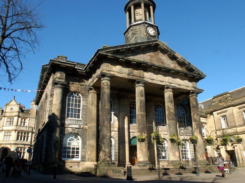 The old Town Hall building in which the museum is housed is recorded in the National Heritage List for England as a designated Grade II* listed building. It was designed by Major Thomas Jarrett and built between 1781 and 1783, with a cupola added in 1782 to a design by Thomas Harrison. It was extended in 1871 and 1886. In 1910, the Town Hall transferred to a new home in nearby Dalton Square. The old Town Hall was converted into a museum in 1923. The City Museum building is also home to the King’s Own Royal Regiment Museum.