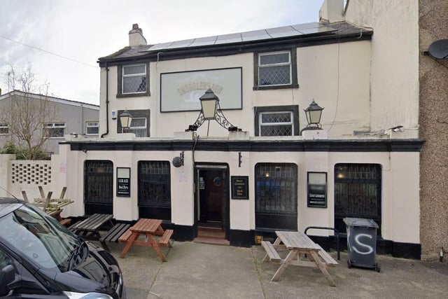 Morecambe’s oldest pub - circa 1640 - is alleged to be haunted and to have a secret tunnel leading to the beach for smuggling purposes. This is a true Free House with private owners and cask ales are always on sale. Located in old Morecambe in Poulton Square.