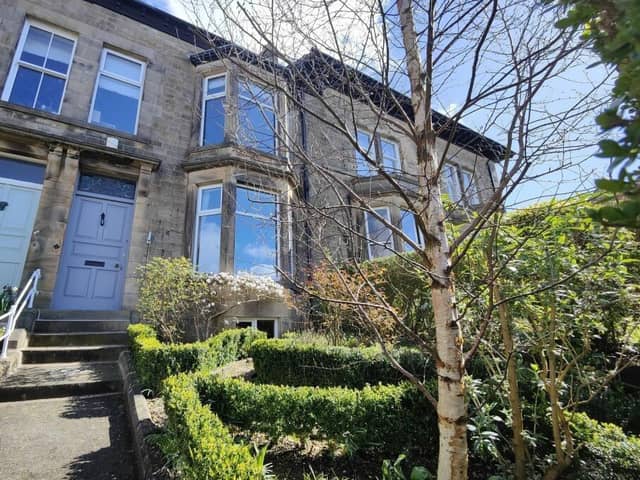 This impressive bay fronted Victorian home is situated in the sought after Greaves area of south Lancaster.