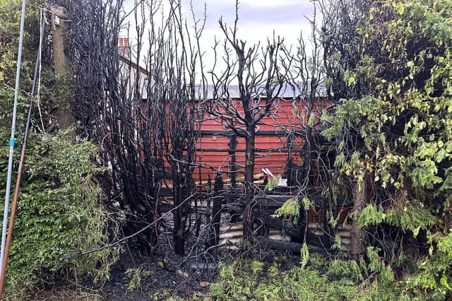 Fire crews from Hornby and Lancaster tackled a hedge fire in Caton.