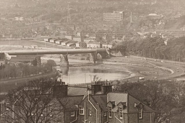Carlisle Bridge can be seen in this 1974 photo. If you know the photographer, please contact Lancaster City Museum.