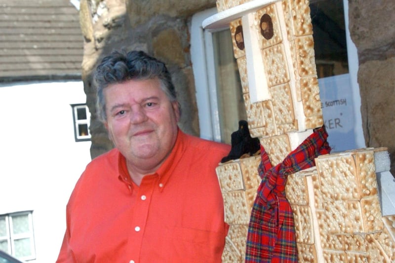 Robbie Coltrane during filming for ITV's 'Robbie Coltrane's Incredible Britain' at Wray Scarecrow Festival in 2007.