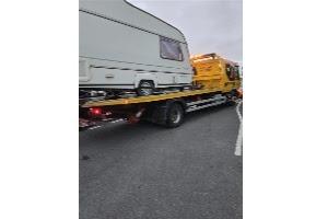 Police seize caravan left on Lancaster estate pavement