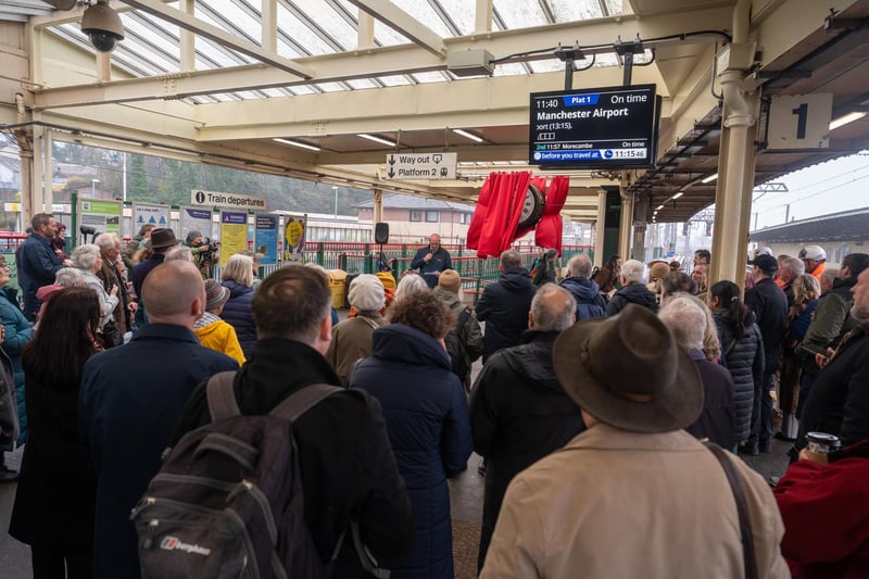 Carnforth Clock Watch the moment famous Brief Encounter clock makes its return to ...