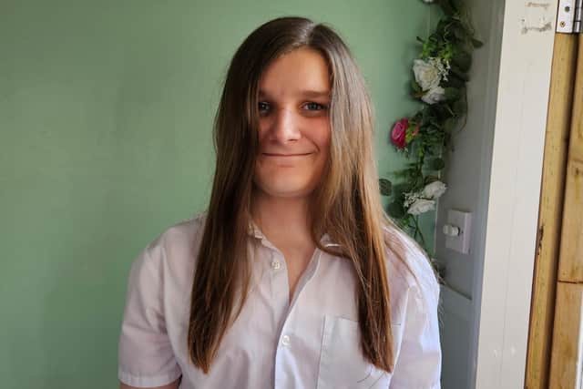 Matt Roberts is growing his hair to help the Little Princess Trust and Help for Heroes.