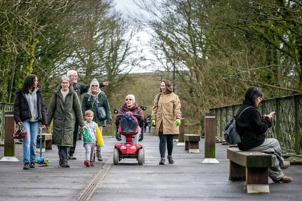 The new improved section between Caton to Bull Beck features a smooth path and a ramp, which is accessible for people on foot, wheelchair, mobility scooter or cycle. Photo: Chris Foster/Sustrans.