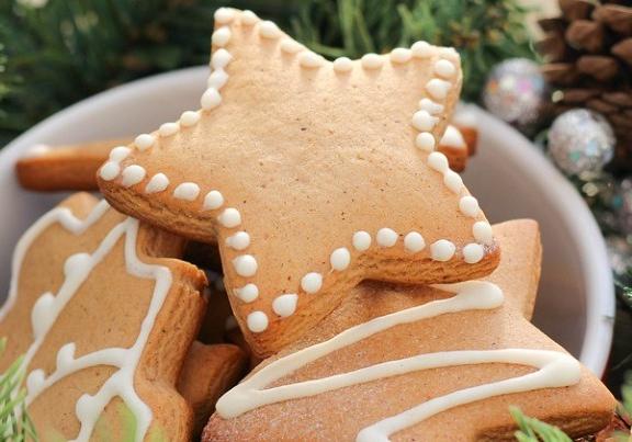 If it’s wet outside, spend a few hours making and decorating biscuits or cupcakes. There are plenty of recipes online - and you’ll have a tasty treat for later in the day.