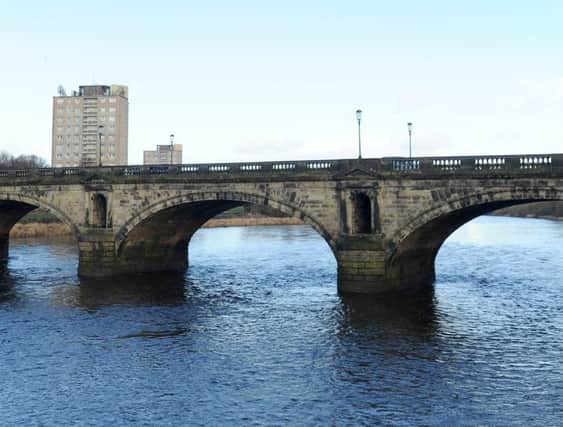 Skerton Bridge changed to two-way traffic during the refurbishment of Greyhound Bridge