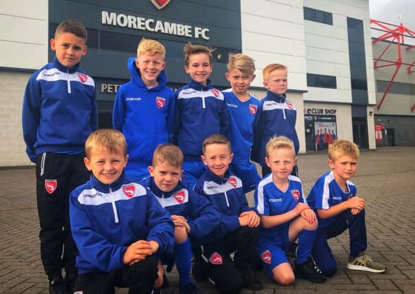 The U9 players who signed on at the Globe Arena