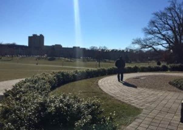 Virginia travel review - Virginia Tech campus, Drillfield, Monument to 32 students killed in shootout