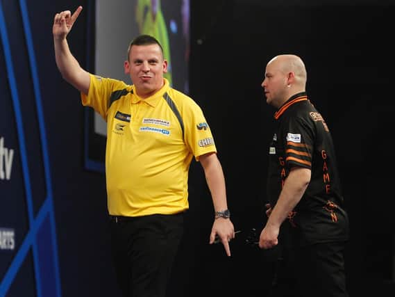 Dave Chisnall hit top form in his win over Christian Kist. Picture: Lawrence Lustig/PDC