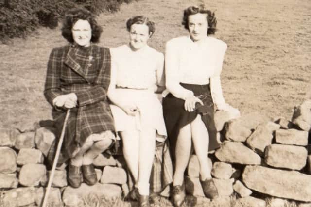 Doris Tomlinson as a young woman (right) with sisters Jean and Mary.
