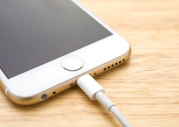 Longer-lasting phone batteries could be just round the corner