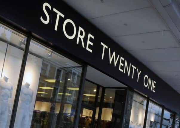 More than 900 jobs will be lost as Store Twenty One goes into liquidation.