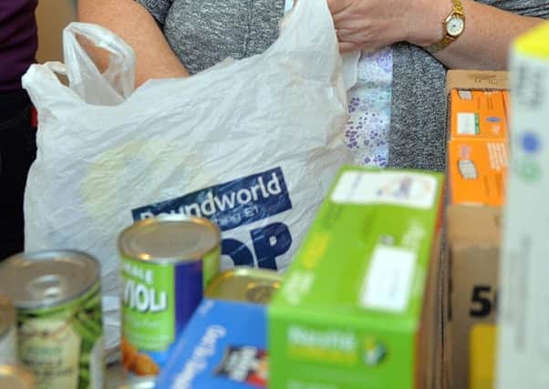 Universal Credit delays are turning people to foodbanks, Citizens Advice has said